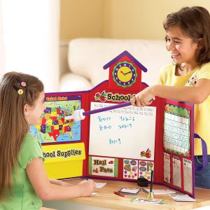 TOY SCHOOL SET